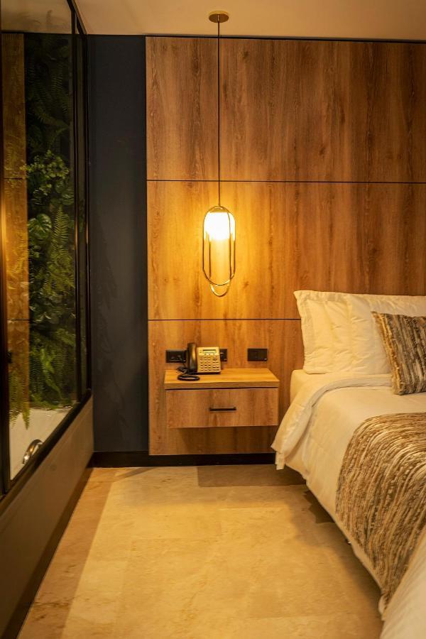 Cavalta By Bernalo Hotels Medellín Exterior foto A room at the hotel