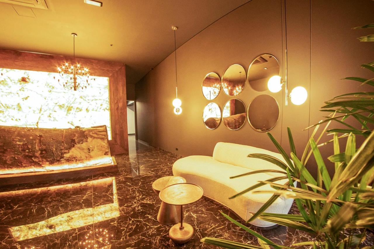 Cavalta By Bernalo Hotels Medellín Exterior foto Interior of the hotel