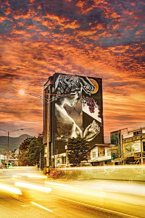 Cavalta By Bernalo Hotels Medellín Exterior foto The Book of Life, 2015