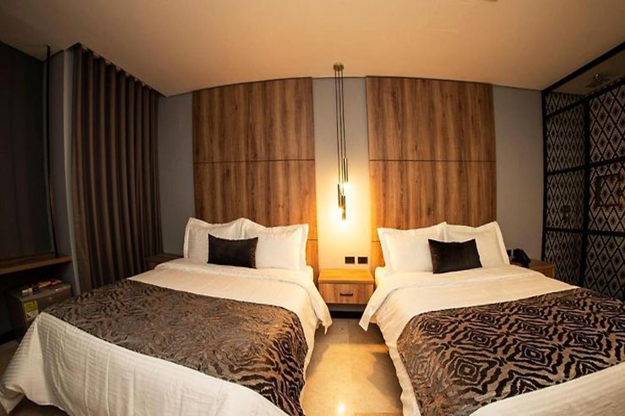 Cavalta By Bernalo Hotels Medellín Exterior foto Deluxe Room